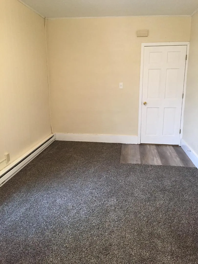 321 America Avenue NW - 3 — Photo 3