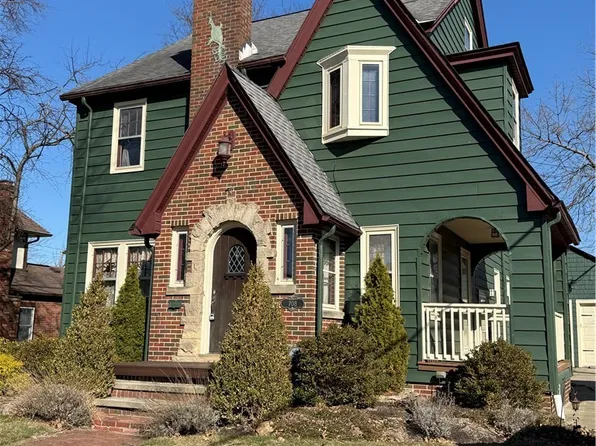 708 Park Ave, Elyria, OH 44035