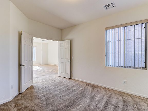4th image of 18233 W Caribbean Ln