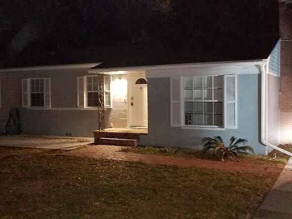2nd image of 317 Longfellow Blvd