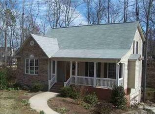 216 Harrisburg Dr, Simpsonville, SC 29681