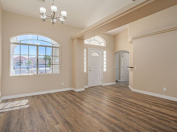 2nd image of 2285 Mountainside Dr