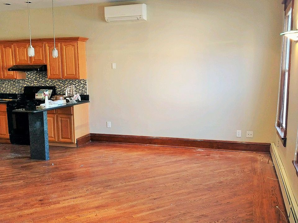 1st image of 3610 23rd Ave
