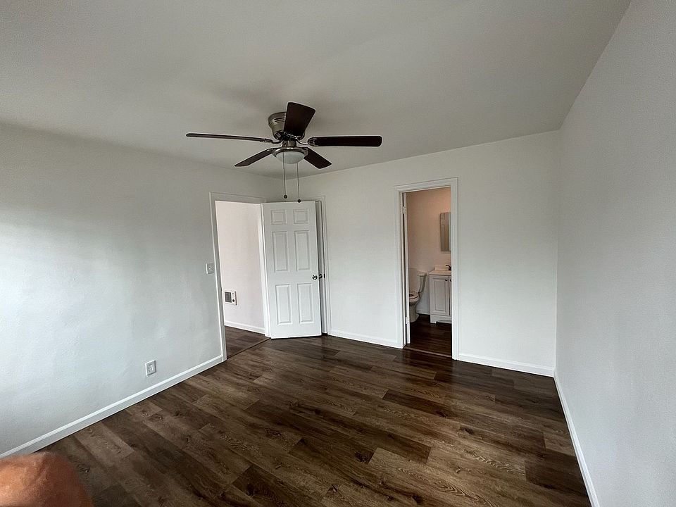 1st image of 1727 Pine Ave APT 1
