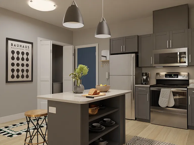 526 Maynard Ave NW — Photo 2