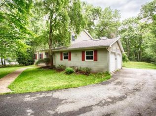 1289 Scotrun Dr, Scotrun, PA 18355