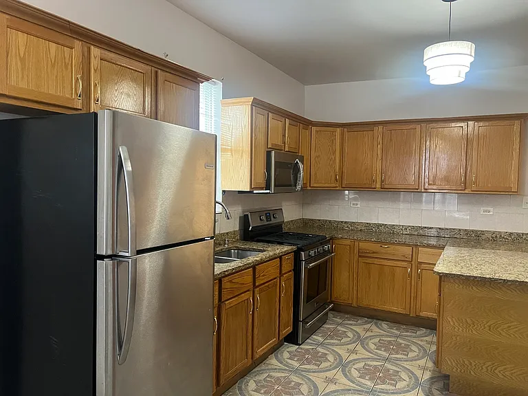 1921 N Pulaski Rd #1 — Photo 7