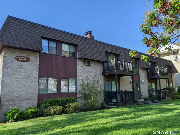 76 Maple Tree Avenue #5, Stamford, CT 06906