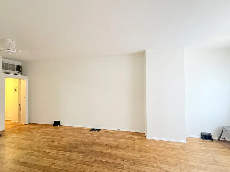 2544 S Darien St — Photo 19