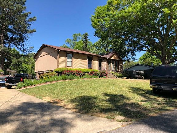 3rd image of 1312 Plateau Dr