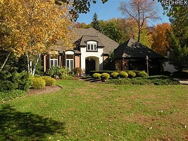 1st image of 1987 Newbury Dr