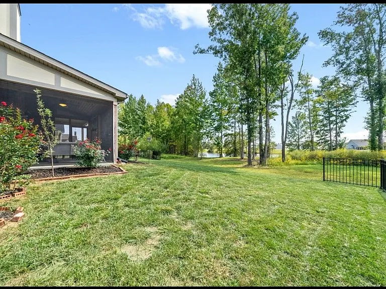 1515 Hereford Blvd — Photo 5