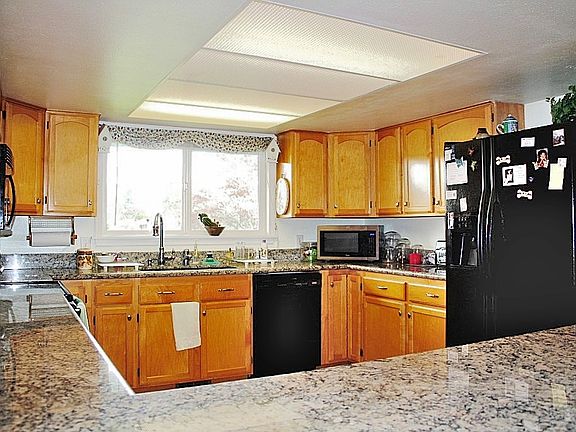 Chef's kitchen with granite 