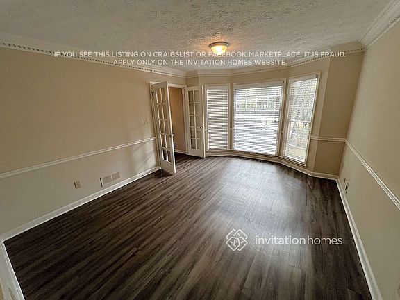 3rd image of 2952 Moorings Pkwy