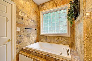 primary bath tub 2_04272026