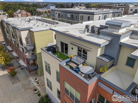 2nd image of 204 Maple St #401