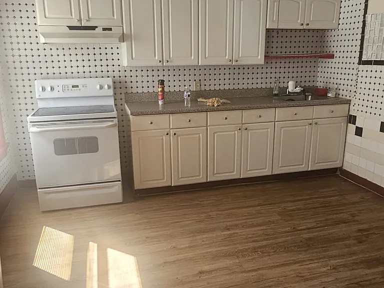 130 Montclair Ave #1 — Photo 16