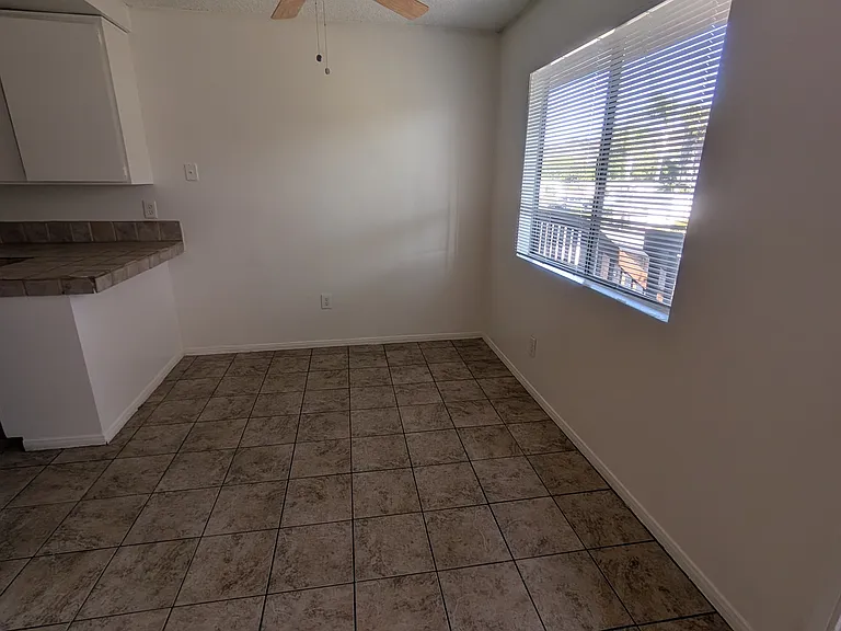 1054 S Magnolia Ave #8 — Photo 46