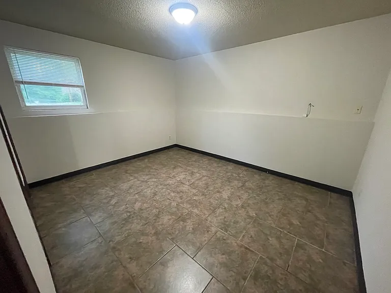 4453 W Bellview Dr #A — Photo 8