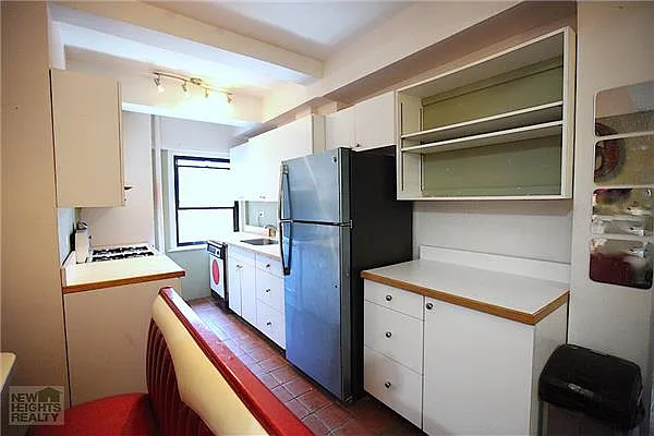 Sold by New Heights Realty | media 4