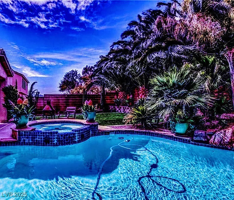 4 bed, 2.0 bath, 1902 sqft, $3,395 — Photo 4