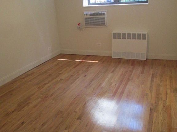 5th image of 320 W 56th St APT 1C