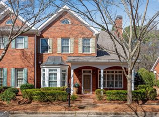 8310 Parker Pl, Roswell, GA