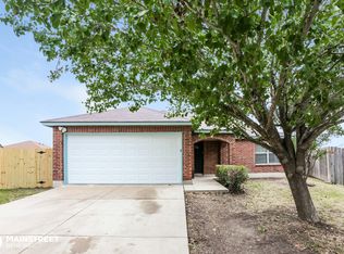 8042 Chestnut Gate Dr, Converse, TX 78109