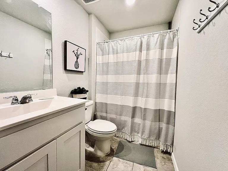 636 Mount Vista Ln — Photo 13