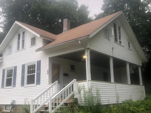 49 Valley St, Cranston, RI 02920