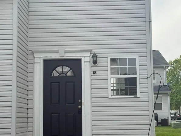 18 Esplanade Way, Bayville, NJ 08721