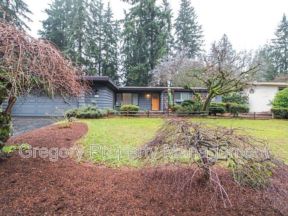 2nd image of 16239 NE 25th St