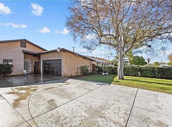 4th image of 16136 E Clovermead St