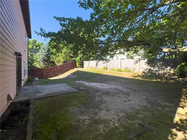 3210 Warbler Way — Photo 24