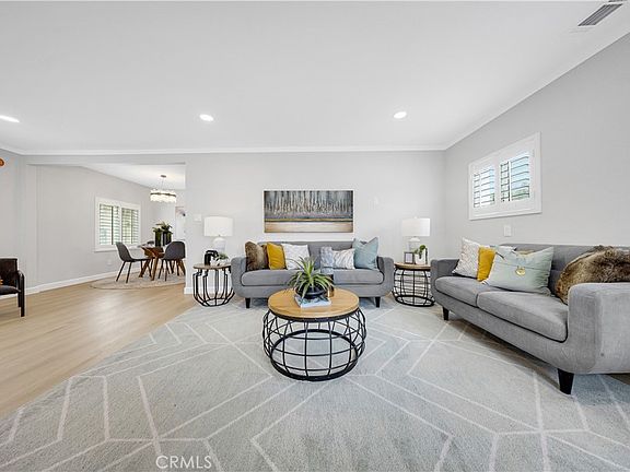 4th image of 308 W Adams Ave
