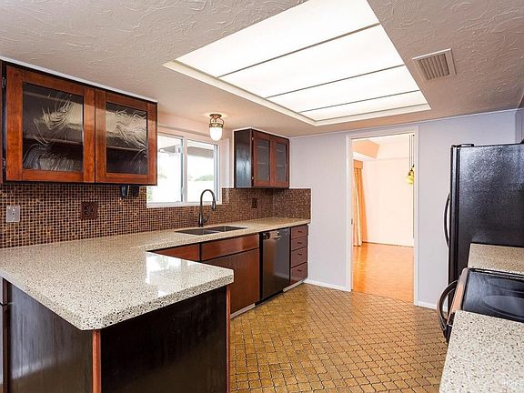 2nd image of 13831 N Medinan Dr