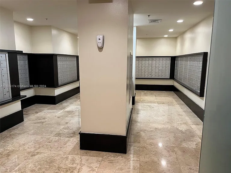 1500 Bay Rd #522S — Photo 13