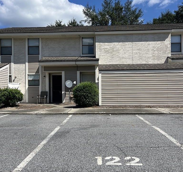 1st image of 727 S Main St APT 122
