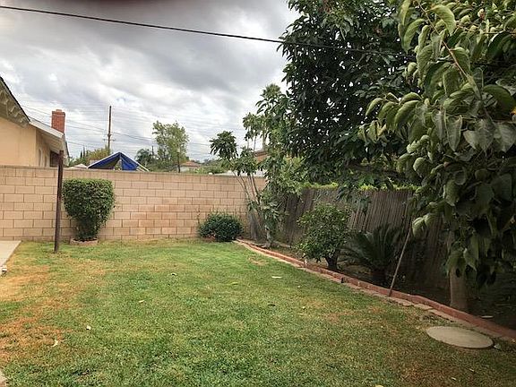 5th image of 1722 E Merced Ave