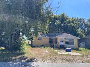 1540 Roselawn St SW, Winter Haven, FL 33880