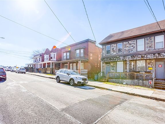 3rd image of 126-136 S Spring Ave