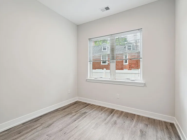 Hightop Germantown - Sparrow House — Photo 250