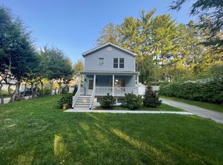 30 Maple Ave, Chappaqua, NY 10514