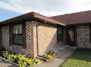 1060 Birchwood Dr, Orange Park, FL 32065