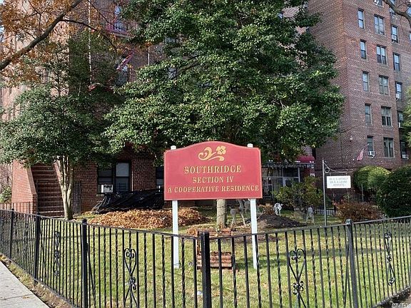 2nd image of 3304 94th St #6X