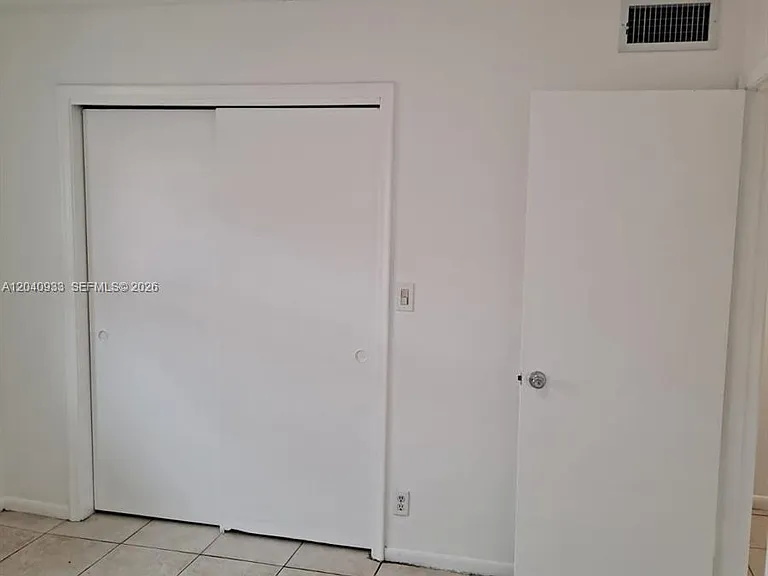2560 NW 52nd Ave #C18 — Photo 6