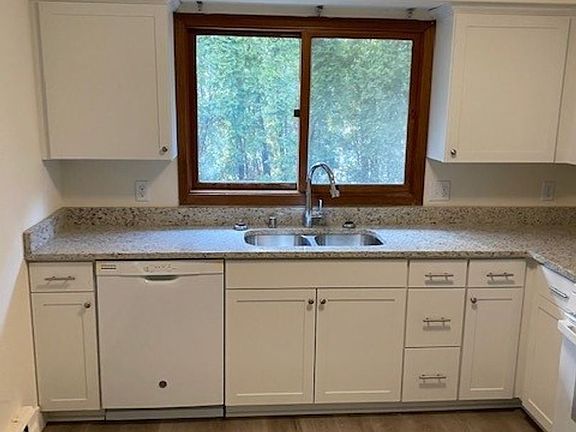 3rd image of 2407 Hampshire Ave S #11372116