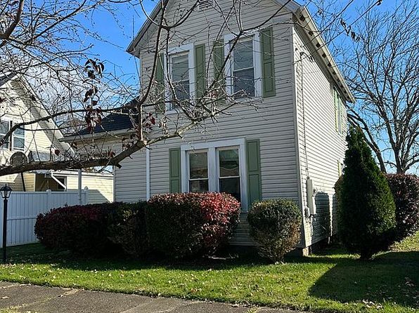 405 Oakwood Ave
