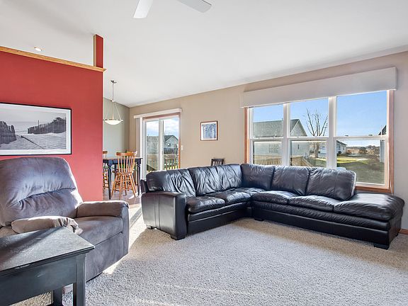 4th image of 3751 Sussex Ct