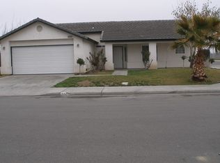 2069 Las Fresas Way, Madera, CA 93638